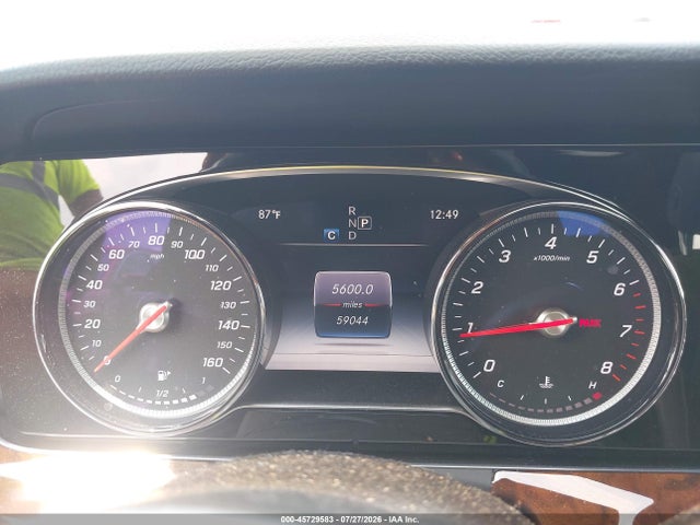 2019 Mercedes-BENZ E 300 4MATIC — фото 7