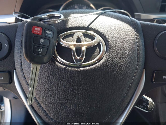 2015 Toyota COROLLA LE — миниатюра 11
