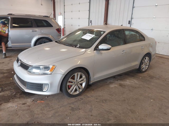 صورة 2 لـ 2013 Volkswagen JETTA GLI