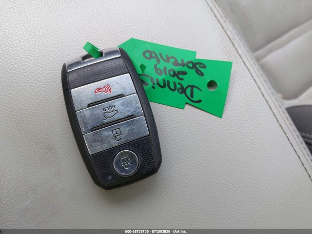 2019 KIA SORENTO 3.3L SX 11