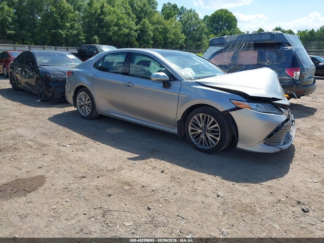2018 TOYOTA CAMRY XLE