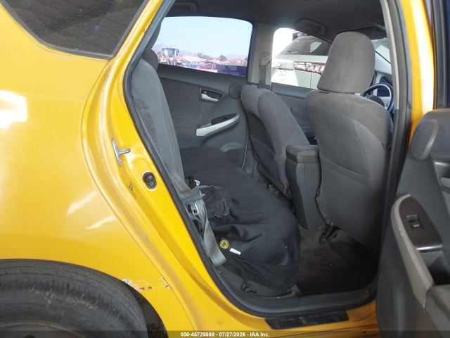 صورة 8 لـ 2010 Toyota PRIUS III