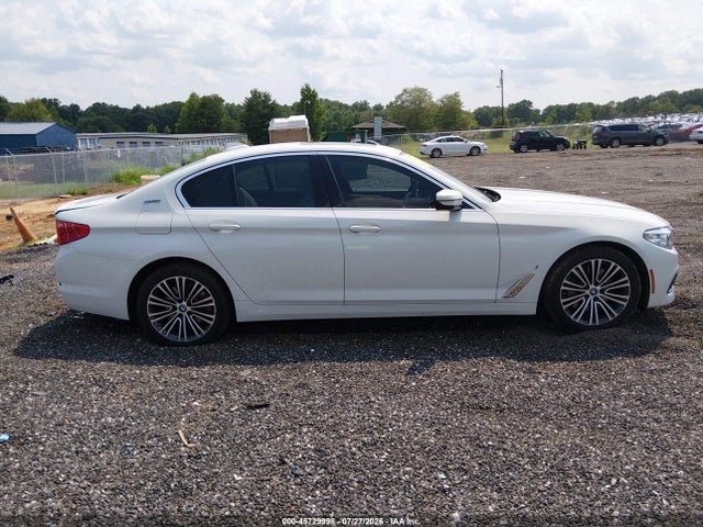2019 BMW 530E IPERFORMANCE 13