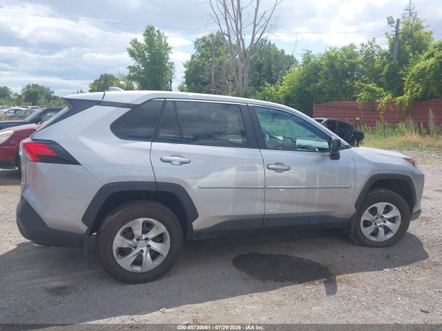 2022 TOYOTA RAV4 LE 13