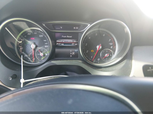 2019 MERCEDES-BENZ GLA 250 7