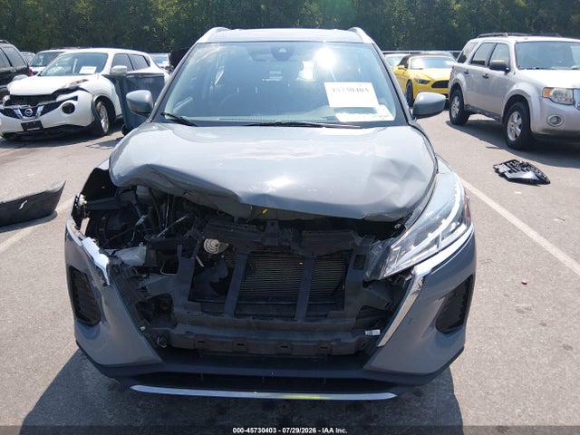 2021 NISSAN KICKS SV XTRONIC CVT 6