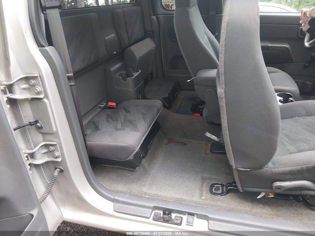 2005 Chevrolet COLORADO LS photo 8