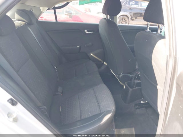 2018 KIA RIO LX 8