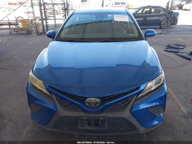 2019 TOYOTA CAMRY SE 12