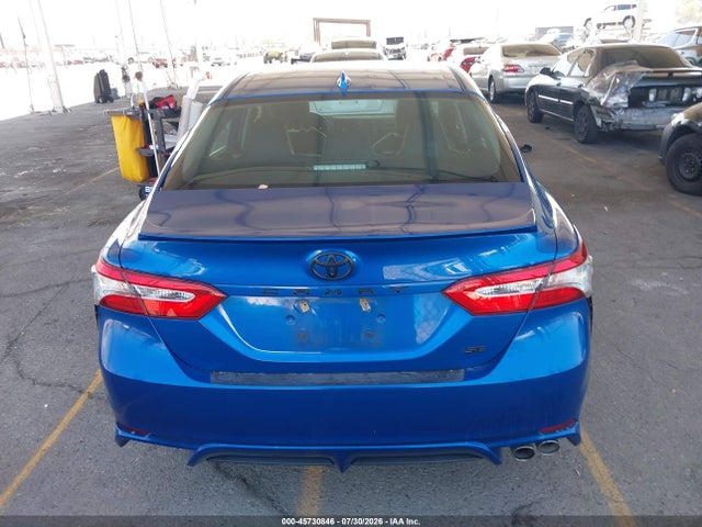 2019 TOYOTA CAMRY SE 16