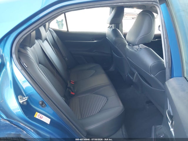 2019 TOYOTA CAMRY SE 8
