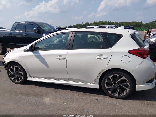 2017 Toyota COROLLA IM 照片 14