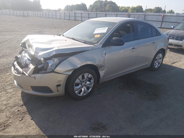 صورة 2 لـ 2014 Chevrolet CRUZE LS AUTO