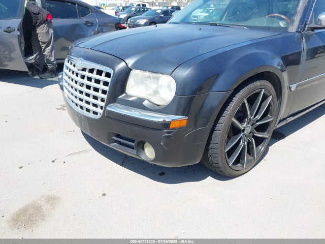 صورة 6 لـ 2006 Chrysler 300C