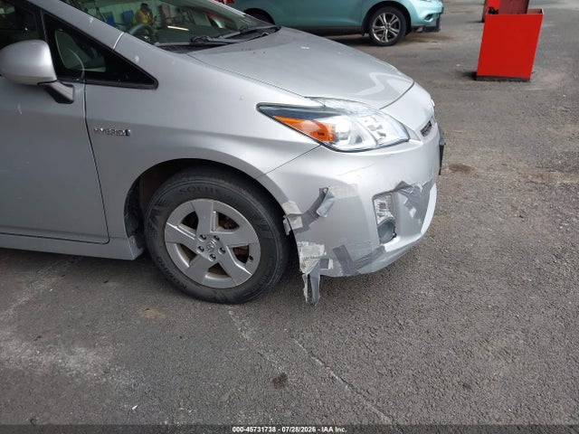 2010 Toyota PRIUS II photo 6