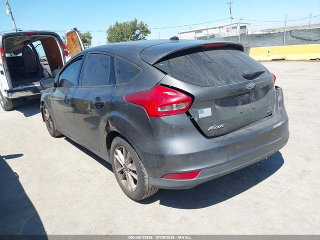 2015 FORD FOCUS SE — фото 3