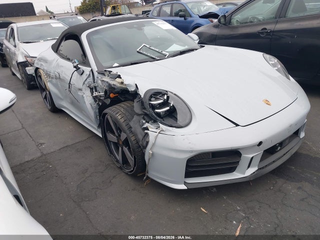 2025 Porsche 911 Carrera Cabriolet/Carrera T Cabriolet