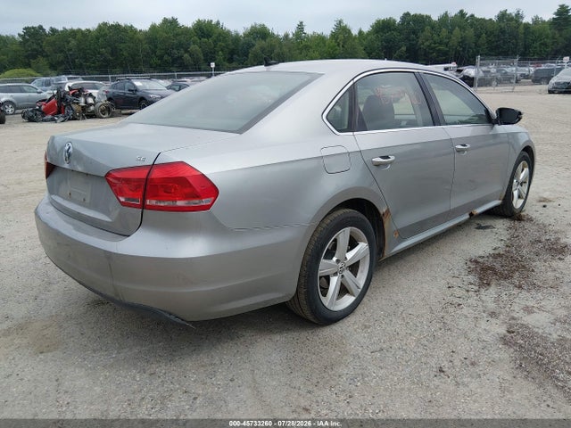 2012 Volkswagen PASSAT 2.5L SE — фото 4