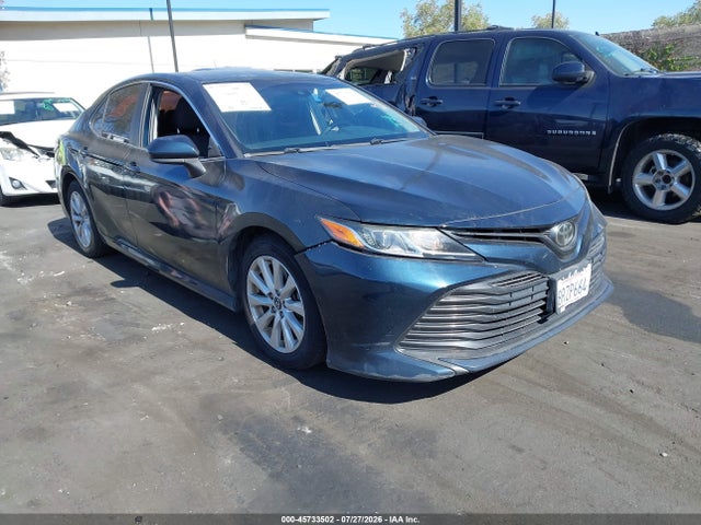 2018 TOYOTA CAMRY LE