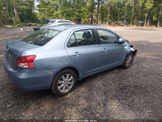 2009 Toyota YARIS 照片 4
