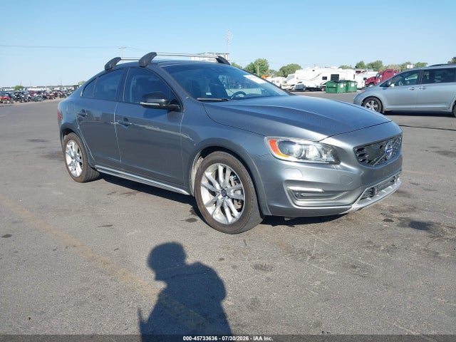 2016 VOLVO S60 T5 PLATINUM