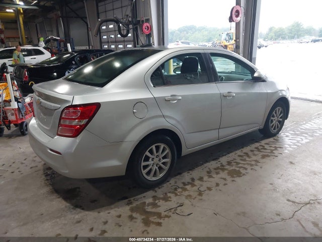 صورة 4 لـ 2018 Chevrolet SONIC LT AUTO