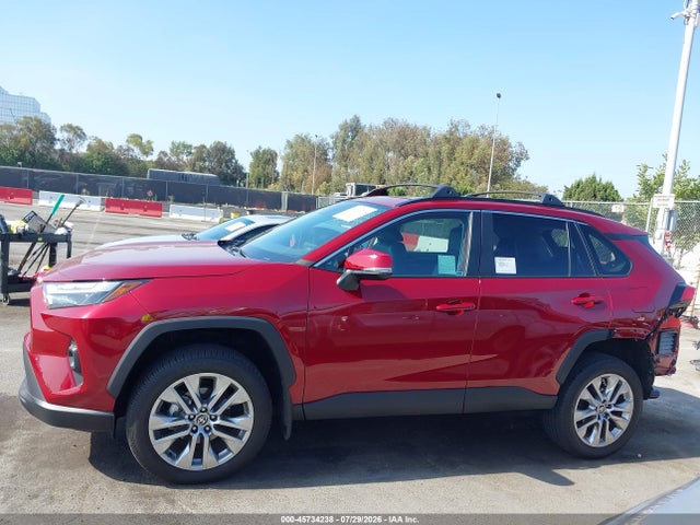2025 TOYOTA RAV4 XLE PREMIUM 15
