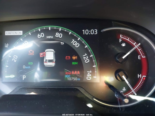 2025 TOYOTA RAV4 XLE PREMIUM 16