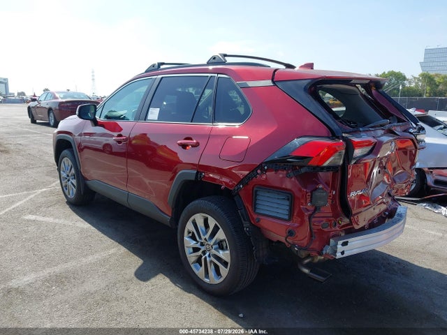 2025 TOYOTA RAV4 XLE PREMIUM 3