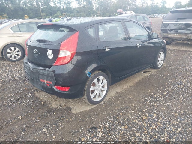 2012 Hyundai ACCENT SE 照片 4