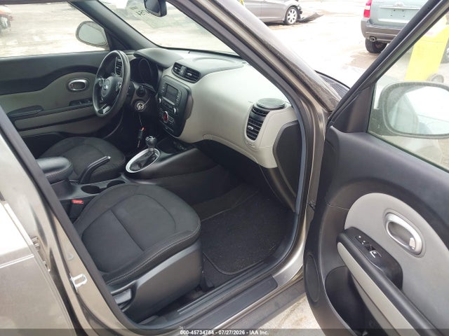 2017 KIA SOUL + 照片 5