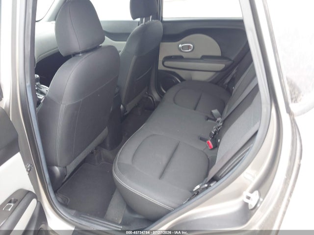 2017 KIA SOUL + 照片 8