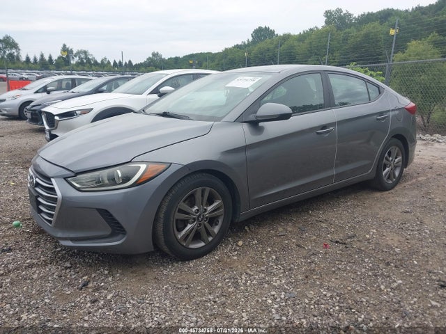 2018 Hyundai ELANTRA SEL photo 2