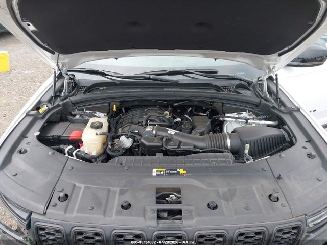 2023 JEEP GRAND CHEROKEE ALTITUDE 4X4 10