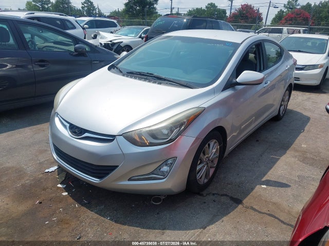صورة 2 لـ 2015 Hyundai ELANTRA SE