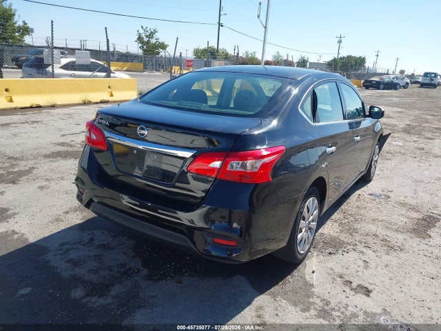2016 Nissan SENTRA S — фото 4