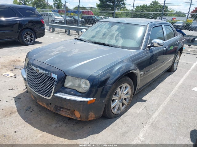 2007 Chrysler 300C 照片 2