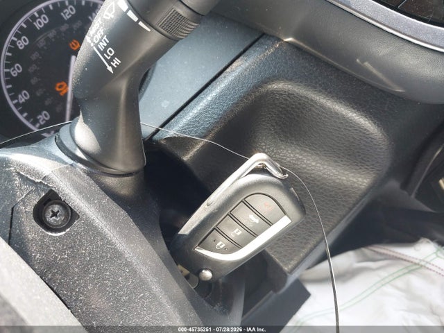 2018 TOYOTA CAMRY LE 11