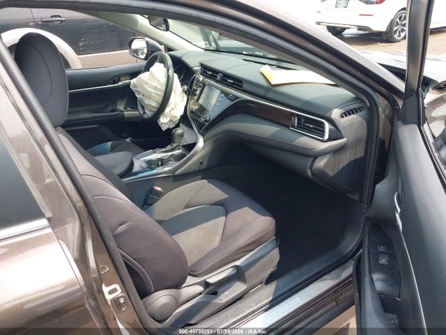 2018 TOYOTA CAMRY LE 5