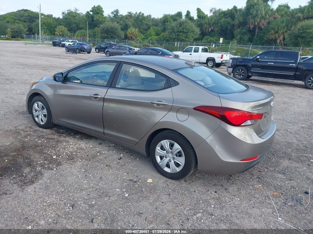2016 Hyundai ELANTRA SE — фото 3