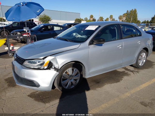2013 Volkswagen JETTA 2.0L S 照片 2