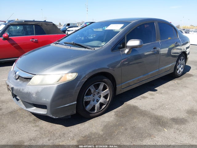 2010 Honda CIVIC LX 照片 2