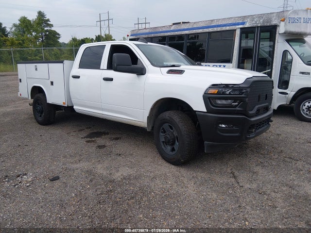 صورة 1 لـ 2025 RAM 2500 TRADESMAN 4X4 8' BOX