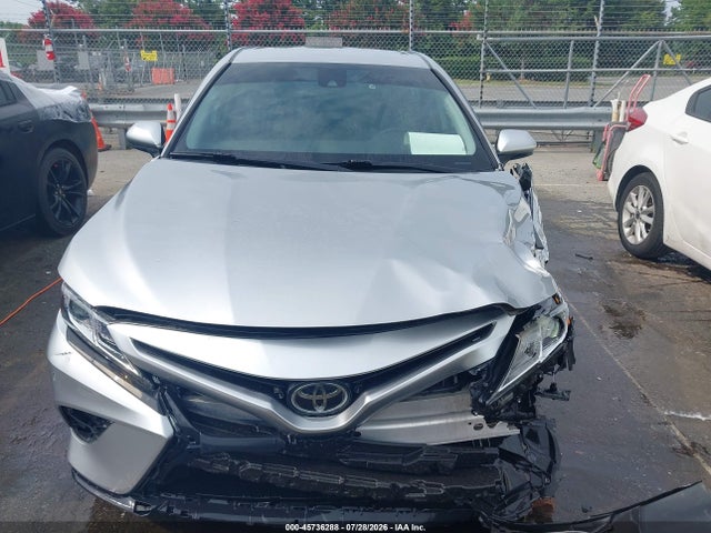2019 TOYOTA CAMRY SE 13