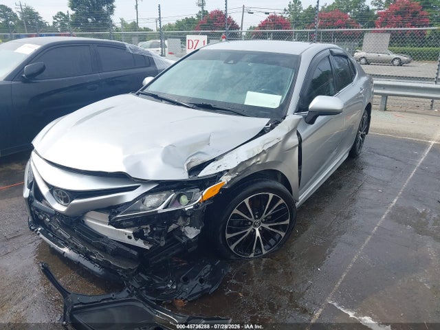 2019 TOYOTA CAMRY SE 2