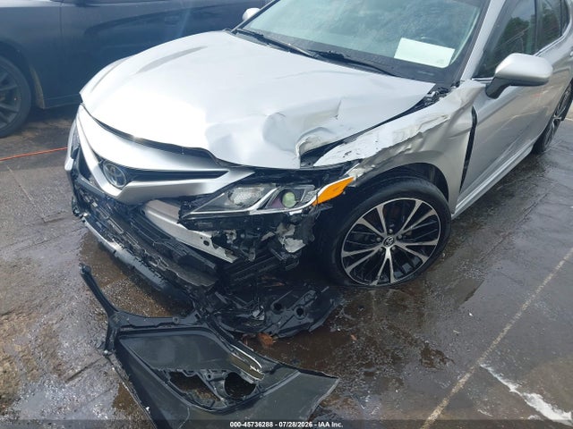 2019 TOYOTA CAMRY SE 6