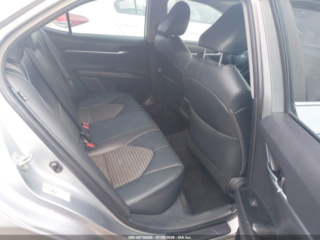 2019 TOYOTA CAMRY SE 8