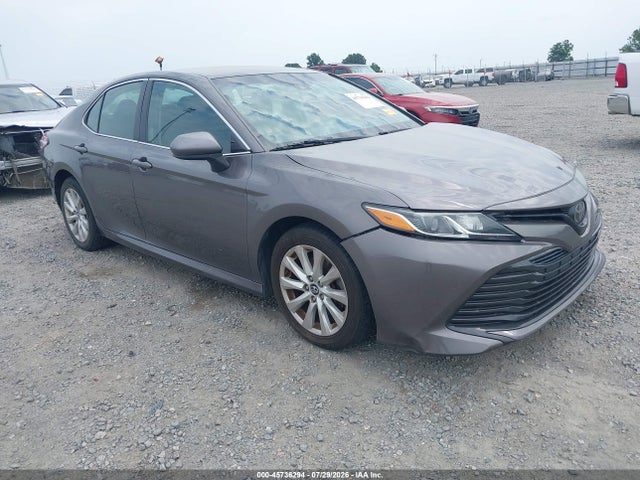 2018 TOYOTA CAMRY LE