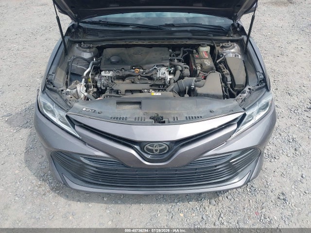 2018 TOYOTA CAMRY LE 10