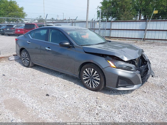 2024 NISSAN ALTIMA SV